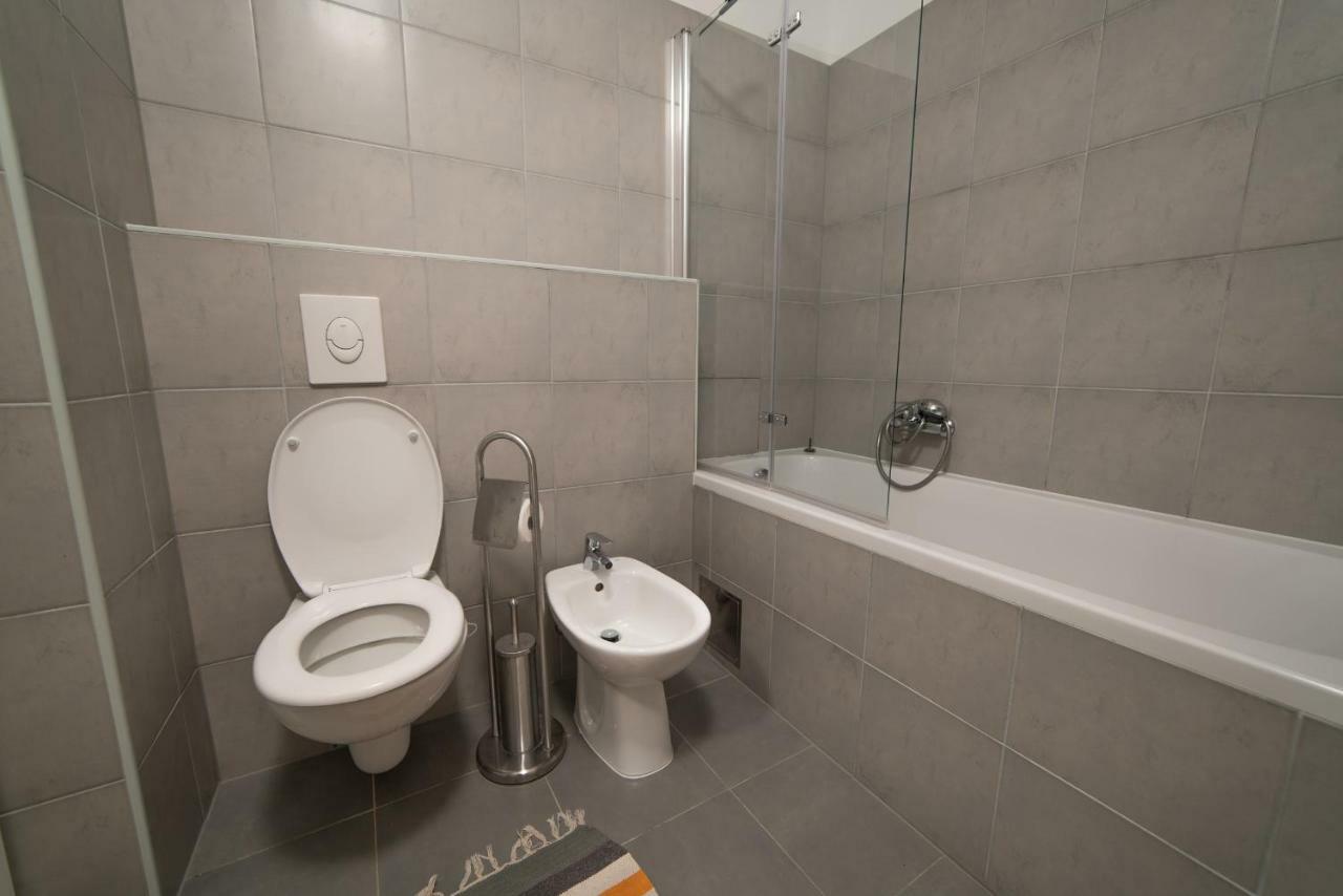 Apartman Urban & 4 Zagreb Exterior photo